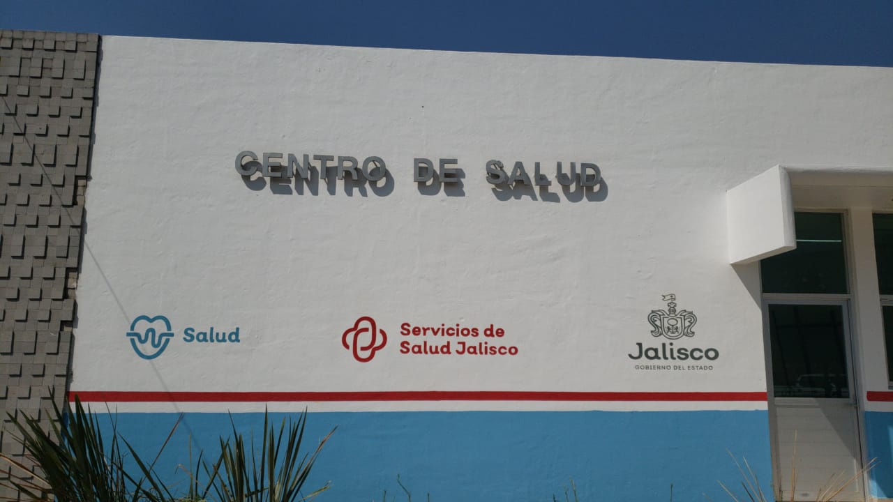 SIOP entrega 40 centros de salud para ser acreditados ante el Seguro Popular Secretaría de SIOP entrega 40 centros de salud para ser acreditados ante el Seguro Popular Secretaría de